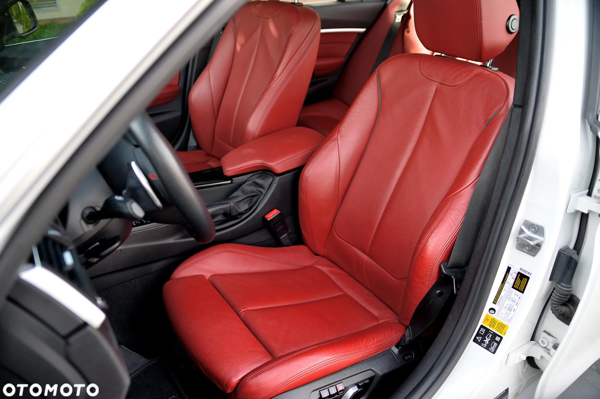 BMW Seria 3 330i xDrive Sport Line - 8