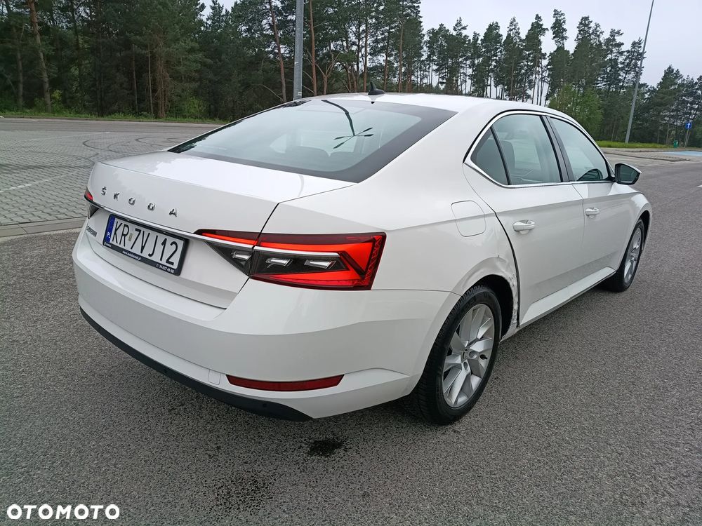 Skoda Superb 2.0 TSI Ambition DSG - 3