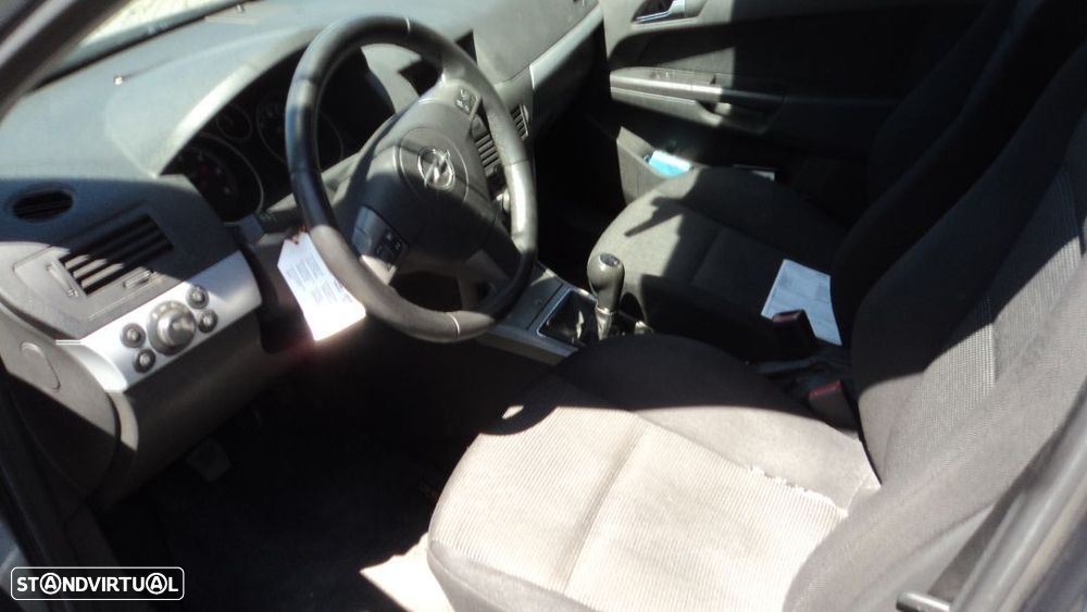 Opel Astra H 1.7CDTi 100cv 5P 2006 - Para Peças - 4