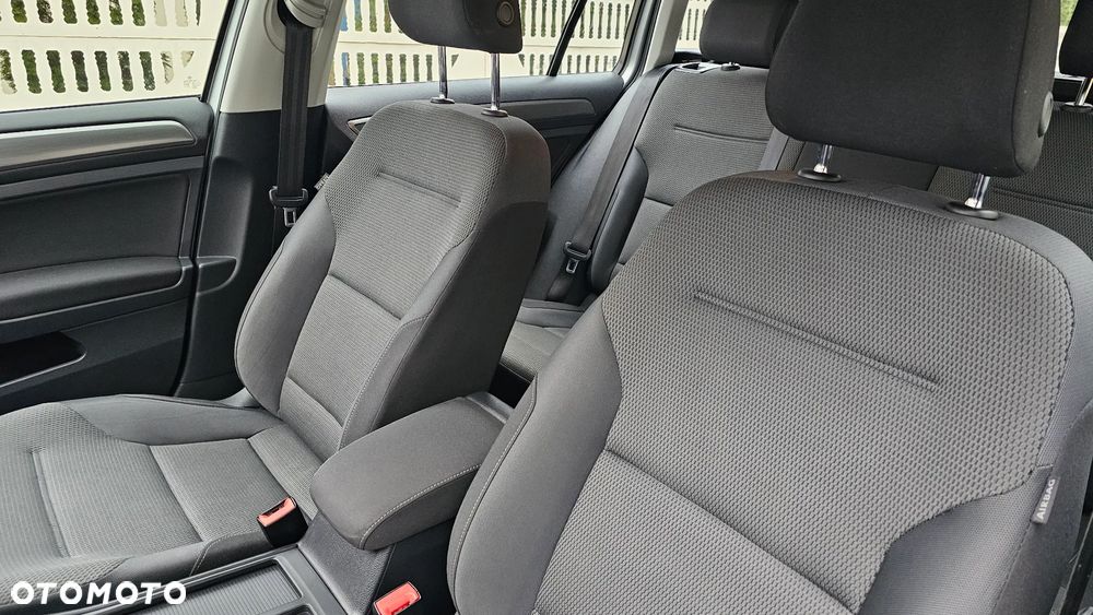 Volkswagen Golf 1.6 TDI BlueMotion Comfortline - 24