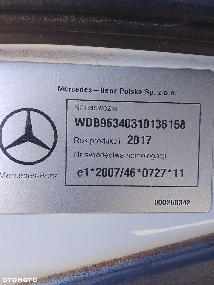 Mercedes-Benz Actros - 8