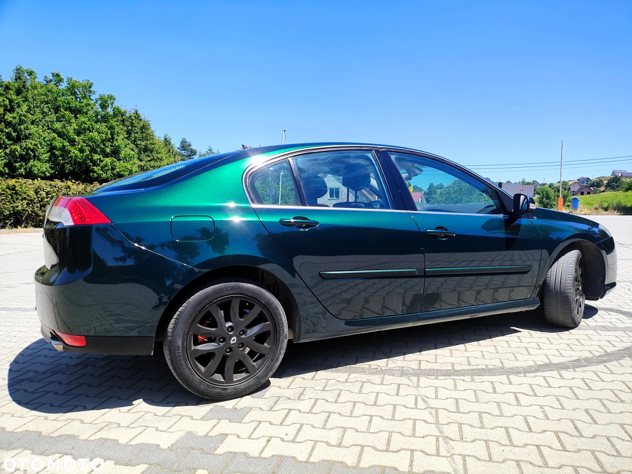Renault Laguna 2.0 dCi Initiale - 15