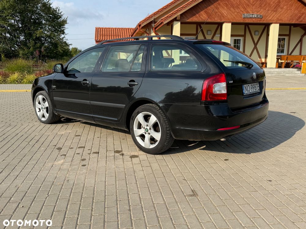 Skoda Octavia - 2