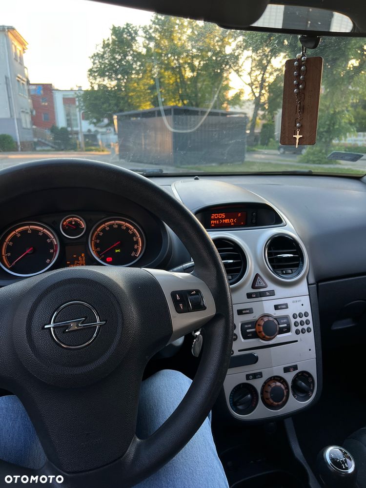 Opel Corsa 1.2 16V - 16