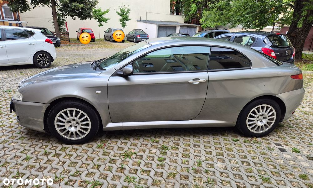 Alfa Romeo GT 2.0 JTS Distinctive - 20