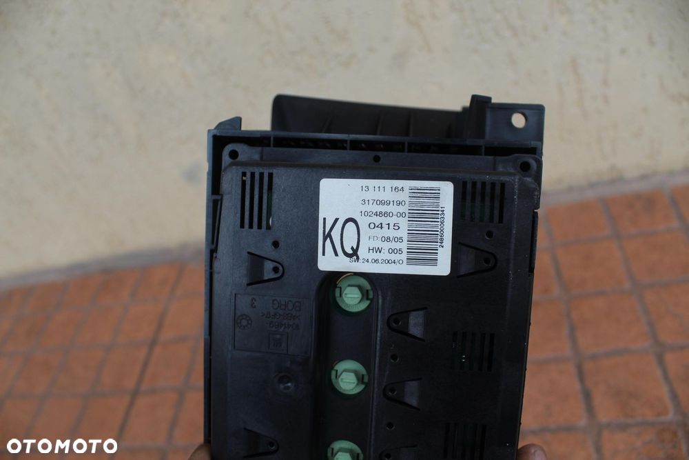 ZEGAREK WYŚWIETLACZ OPEL ASTRA H 13111164 - 4