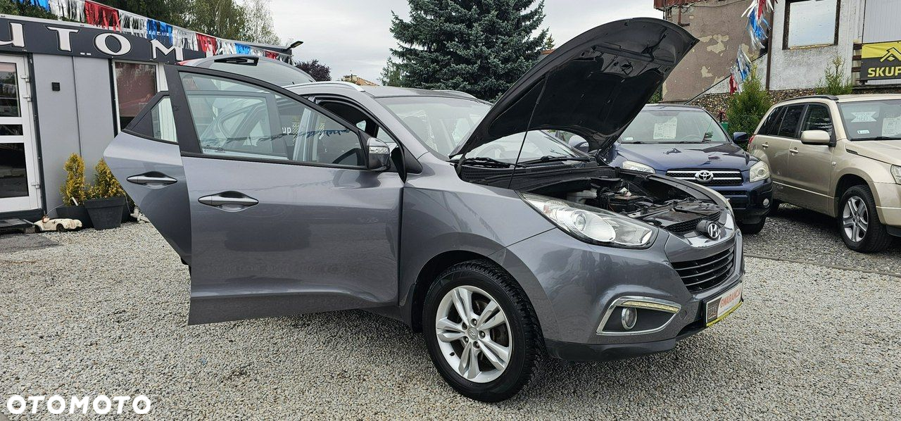 Hyundai ix35 - 23