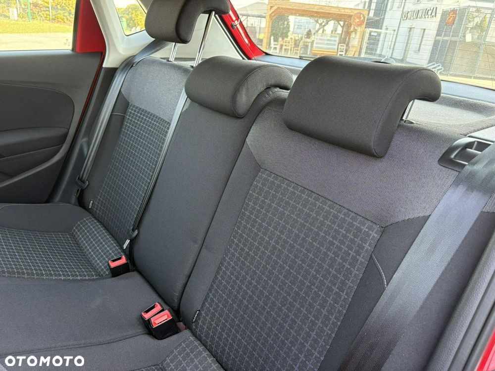 Volkswagen Polo 1.2 TSI BMT Fresh - 23