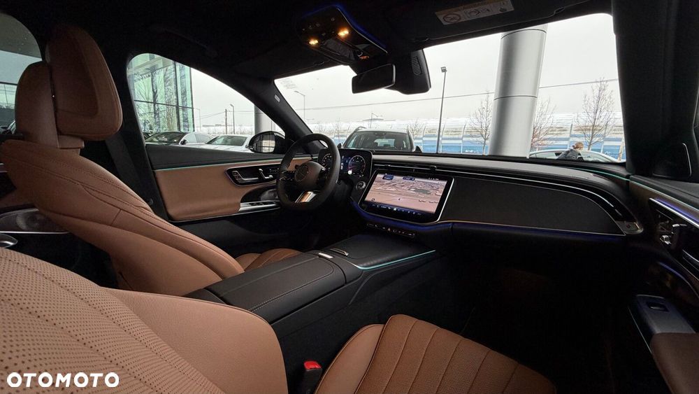 Mercedes-Benz Klasa E - 18