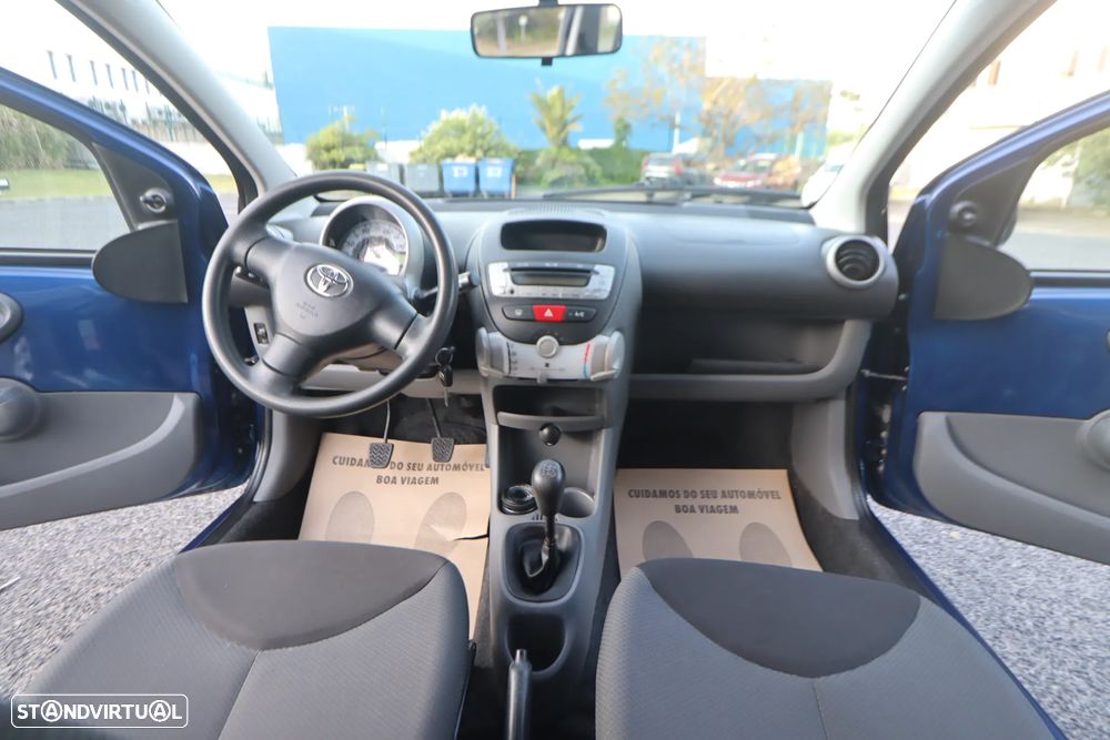 Toyota Aygo CoolBlue - 25