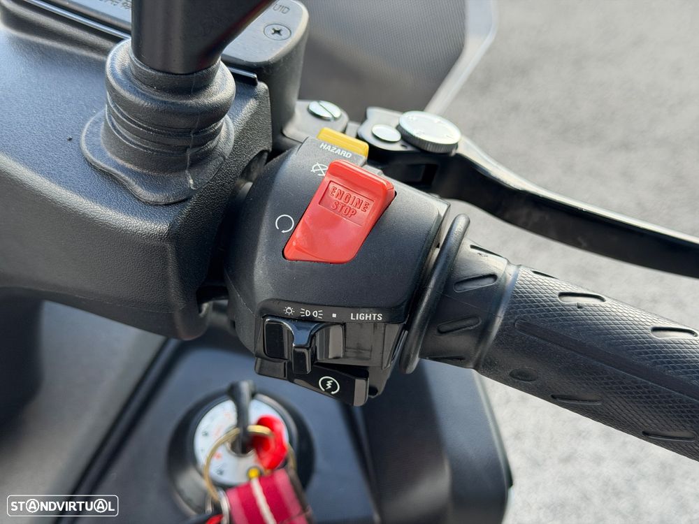 Kymco Downtown 300 I ABS - 7