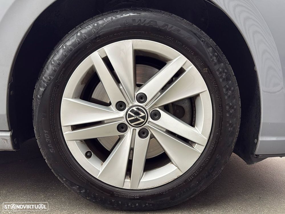 VW Golf Variant - 17