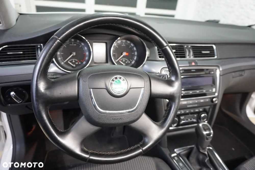 Skoda Superb 2.0 TDI Ambition - 21