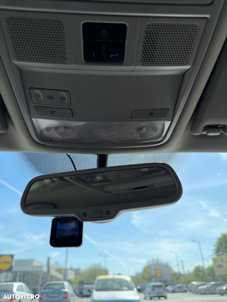 Volkswagen Golf - 12