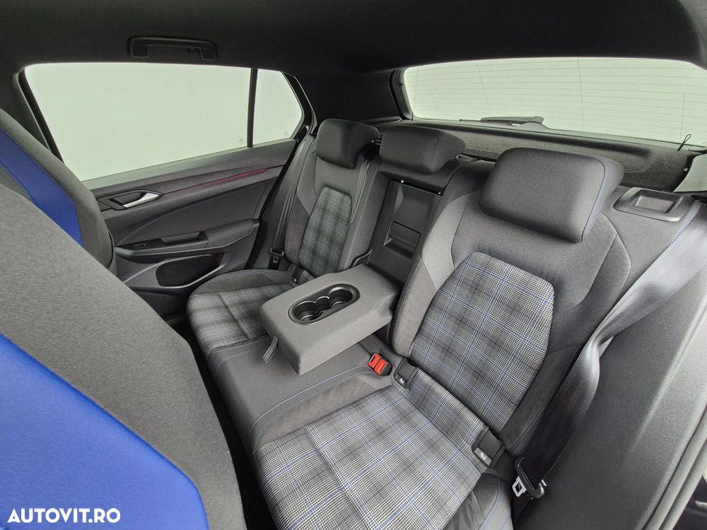 Volkswagen Golf 1.4 eHybrid OPF DSG GTE - 11