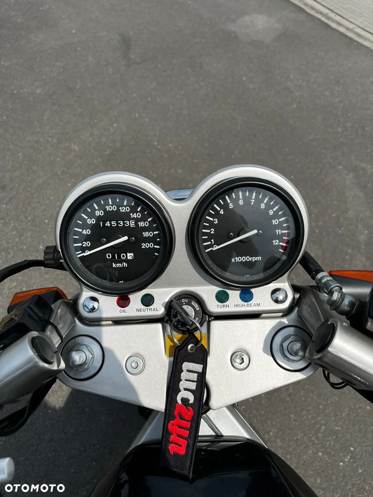 Suzuki GS - 9