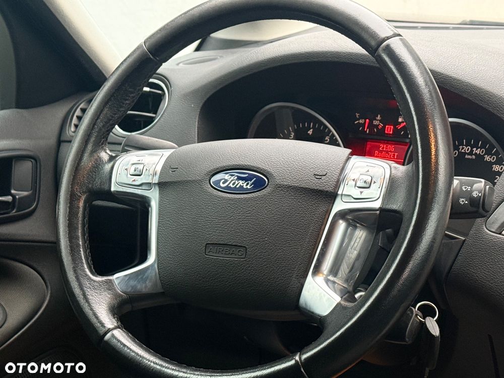 Ford S-Max 2.0 Titanium - 16