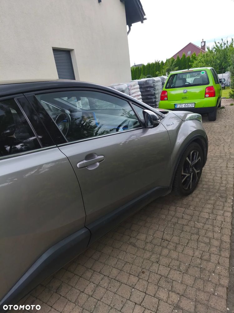 Toyota C-HR - 8