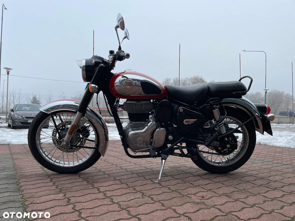 Royal Enfield Classic - 5