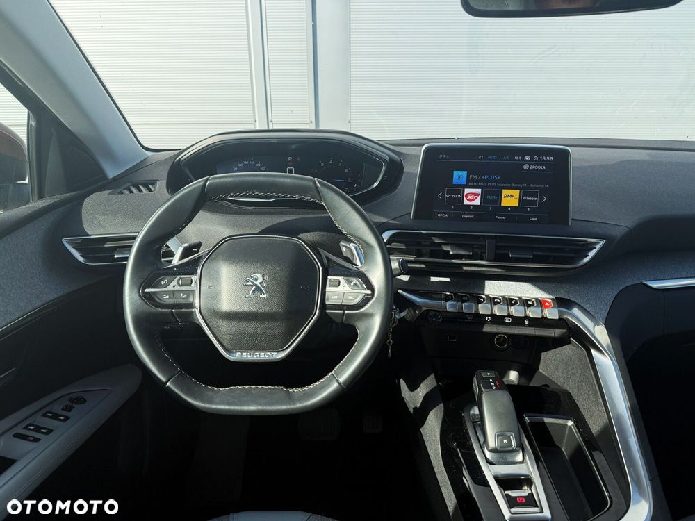 Peugeot 3008 1.2 PureTech Allure S&S EAT8 - 18
