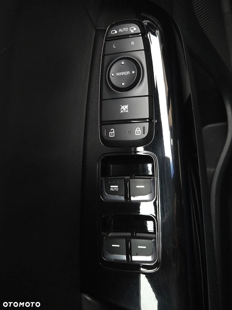 Kia Sportage 2,0 CRDI 2WD ISG Spirit - 29