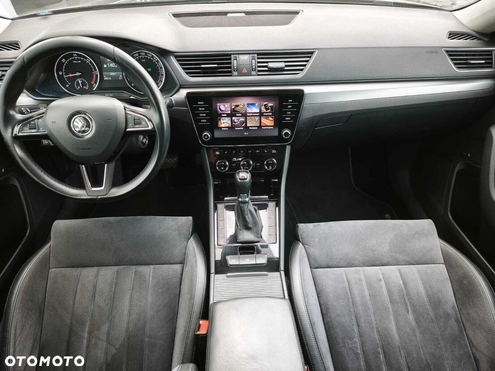 Skoda Superb 2.0 TDI 4x4 Style DSG - 5