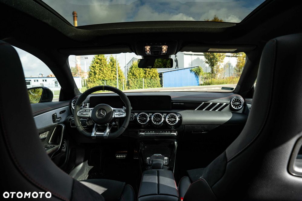 Mercedes-Benz CLA AMG 35 4-Matic 7G-DCT - 8