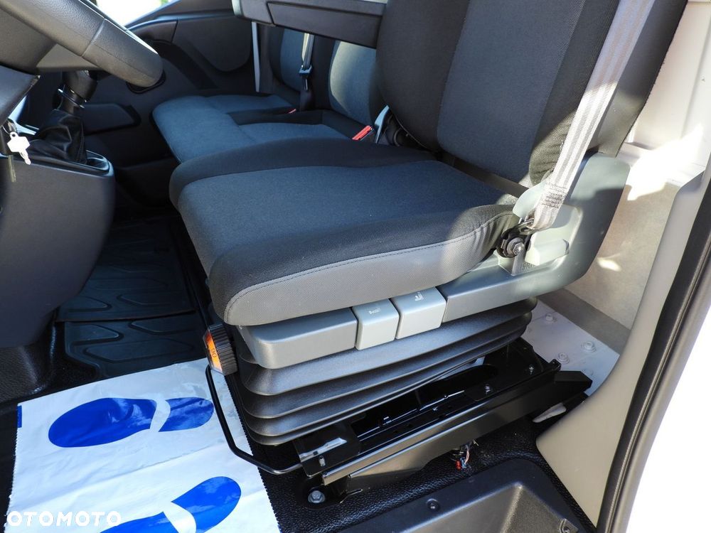 Renault MASTER KONTENER 8 PALET TEMPOMAT NAWIGACJA LEDY KLIMATYZACJA  145KM - 27