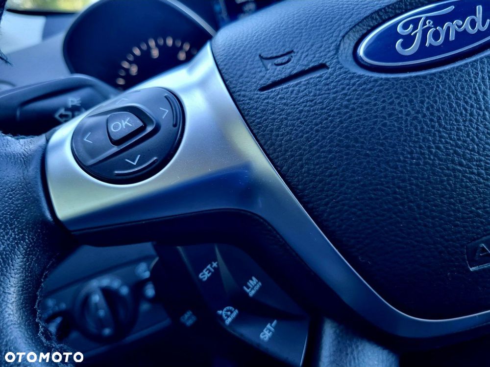 Ford Kuga 2.0 TDCi FWD Titanium - 17