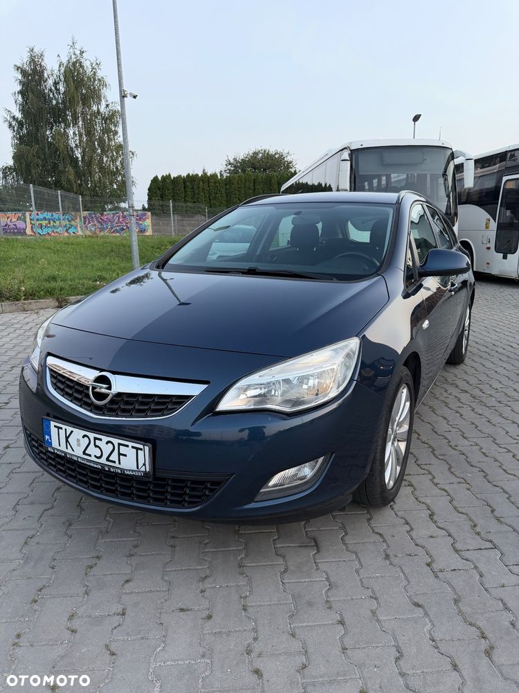 Opel Astra 1.4 Turbo - 2