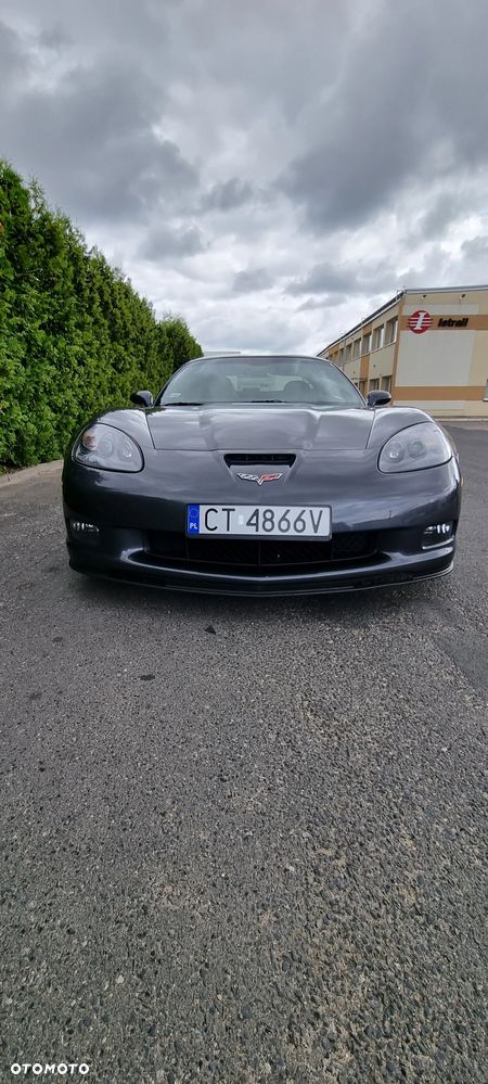 Chevrolet Corvette - 3