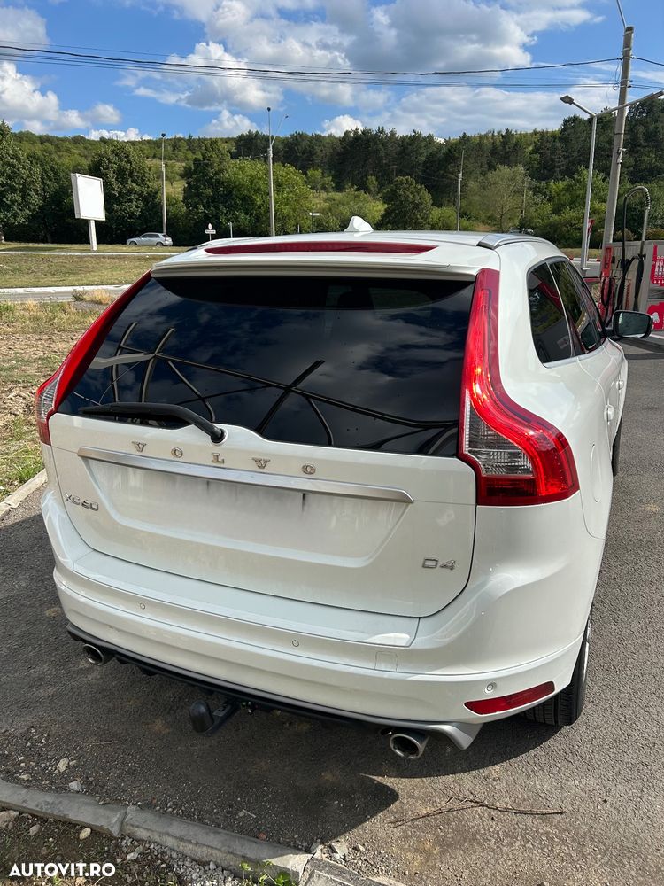Volvo XC 60 D4 AWD Geartronic RDesign - 5