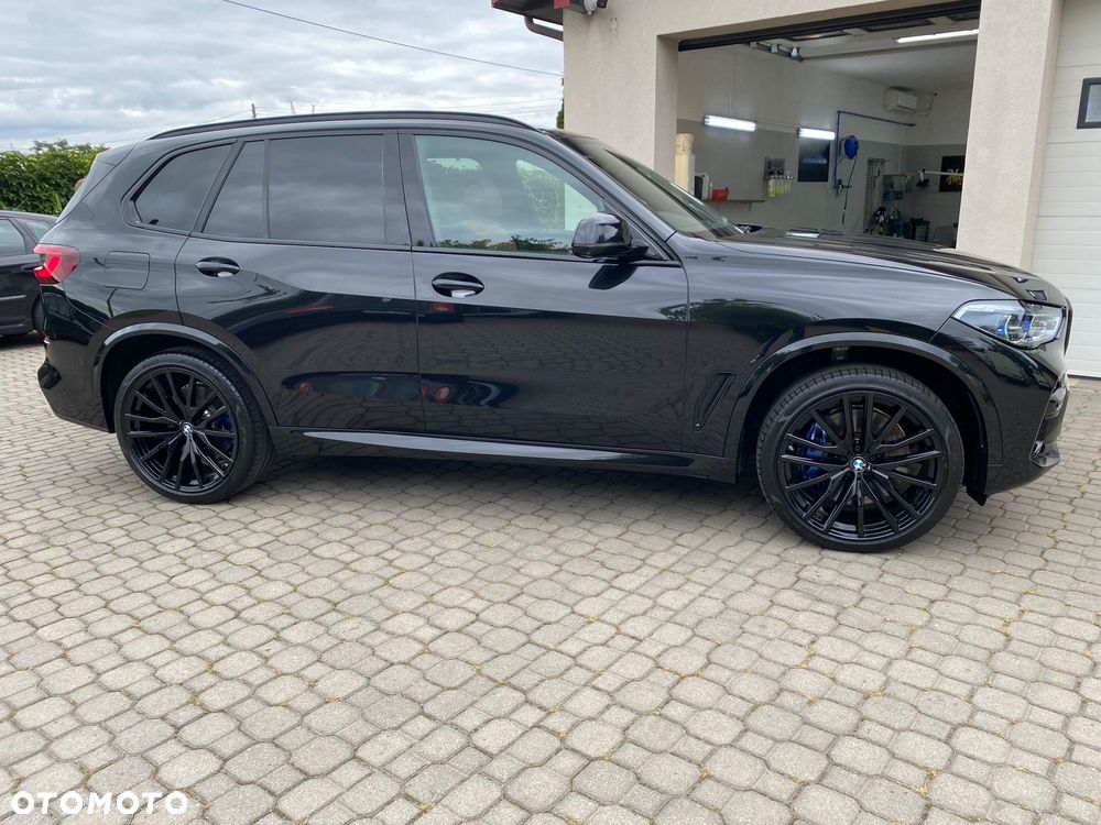 BMW X5 M M50i - 5