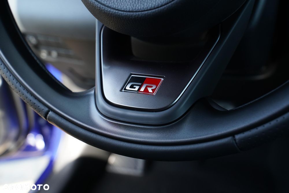 Toyota Yaris Hybrid 1.5 GR Sport - 22