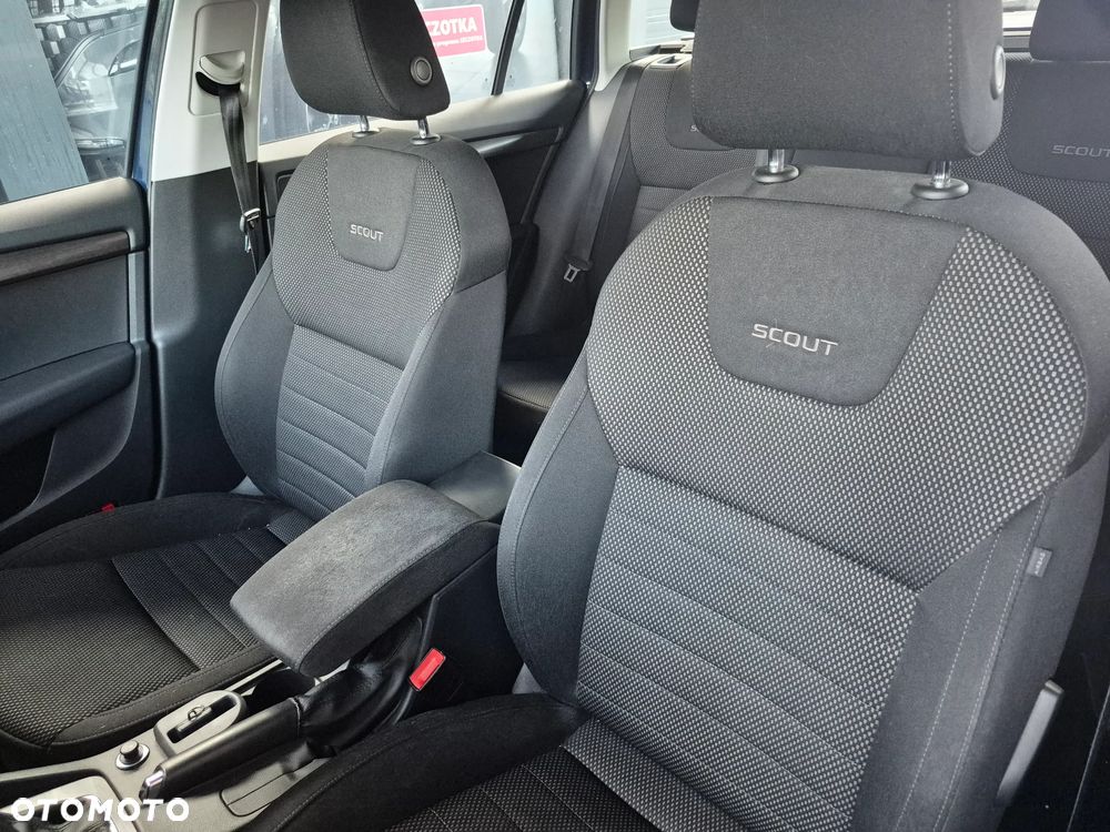 Skoda Octavia Scout 1.8 TSI 4x4 DSG - 6