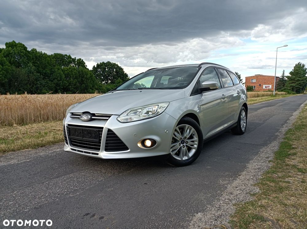 Ford Focus 1.6 TDCi DPF SYNC Edition - 26