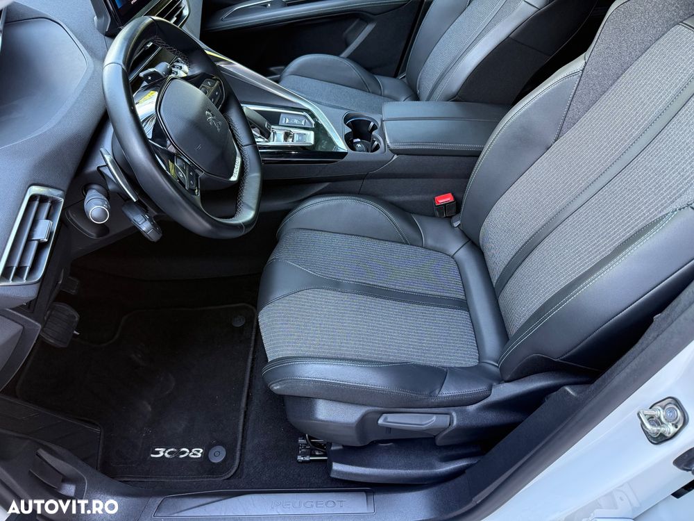 Peugeot 3008 PureTech 130 Stop & Start GPF EAT8 Allure - 8