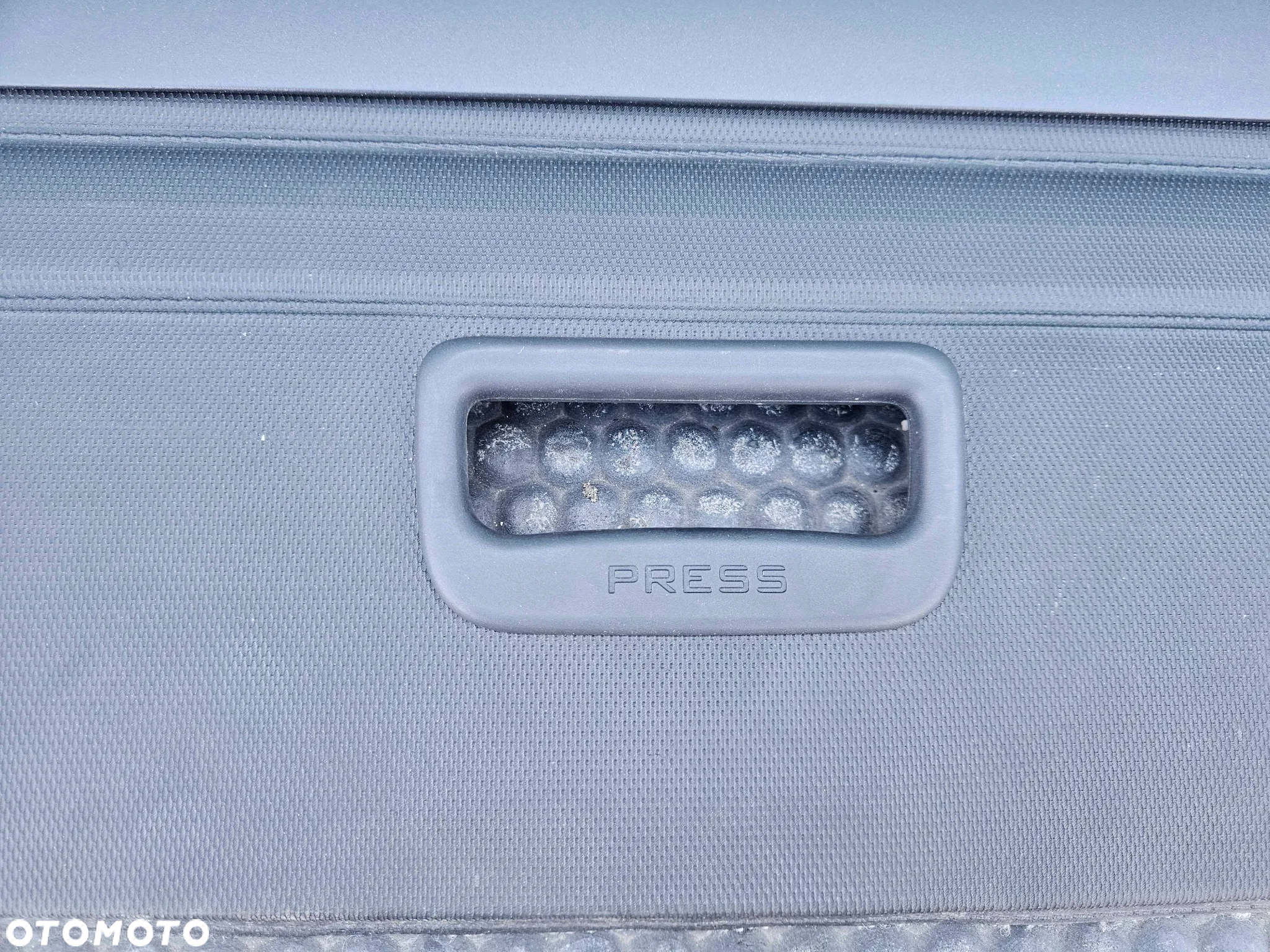Roleta 5J9867871C Oslona Polka Tapicerka Bagażnika Czarna Skoda Fabia II 2 Kombi - 8