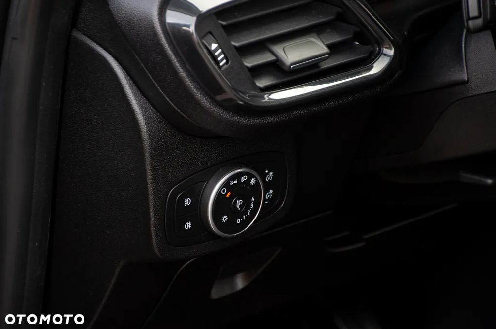 Ford Fiesta 1.0 EcoBoost S&S ST-LINE - 36