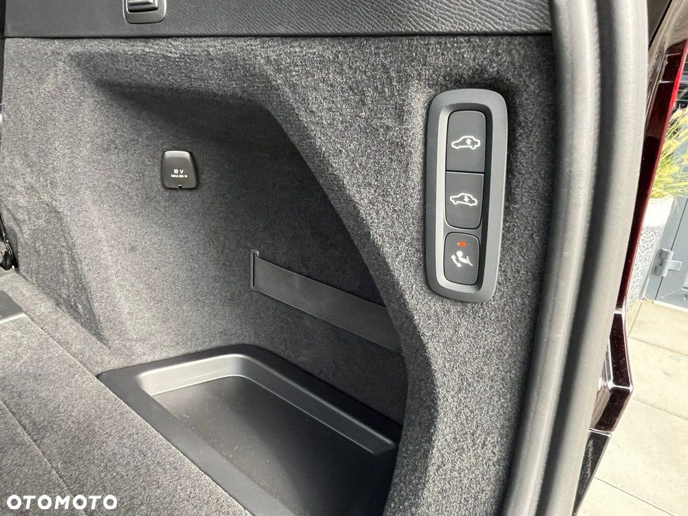 Volvo XC 90 - 22