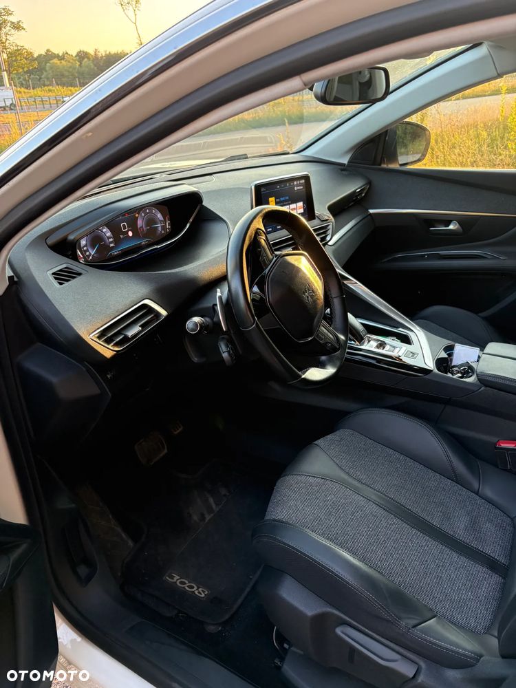 Peugeot 3008 1.6 PureTech GPF Allure S&S EAT8 - 7