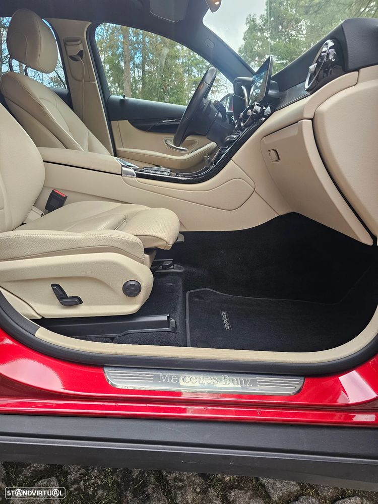 Mercedes-Benz GLC 300 e Coupé 4Matic - 18