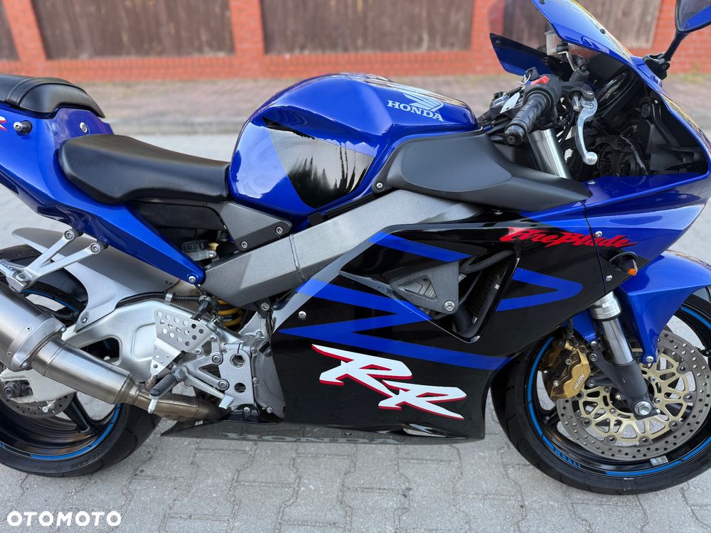 Honda CBR - 9