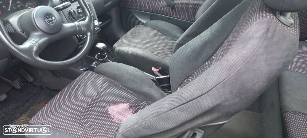 Opel Corsa 1.5 D Swing - 10