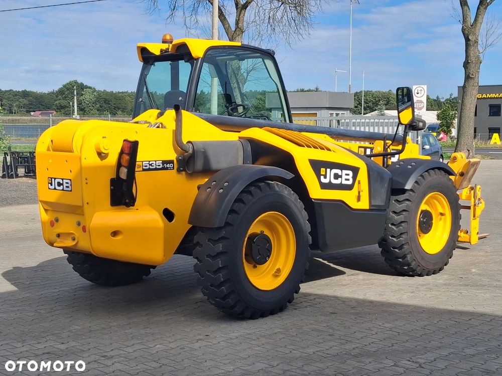 JCB 535 - 140 Hi Viz # SWAY # - 4