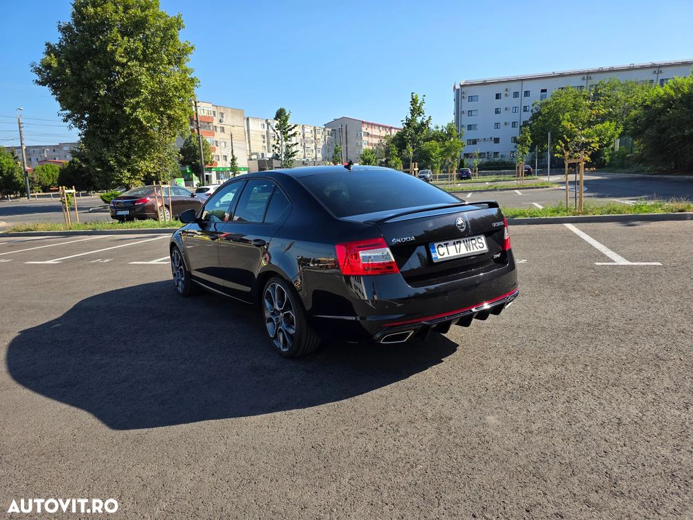 Skoda Octavia 2.0 TSI RS - 4