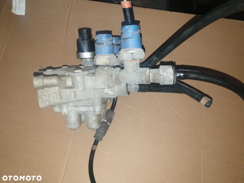 ZAWÓR CZTERODROŻNY MIDLUM DCI  WABCO 5010260496 - 4
