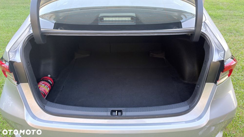 Toyota Corolla 1.5 Comfort - 29