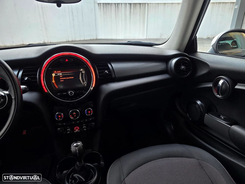 MINI 3 Portas Cooper D - 37