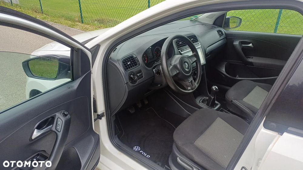 Volkswagen Polo - 5